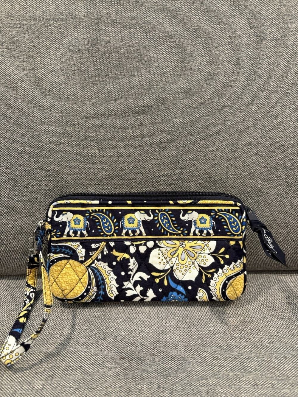 Vera Bradley “Ellie Blue Elephant” Wristlet Wallet Combo Card Slots